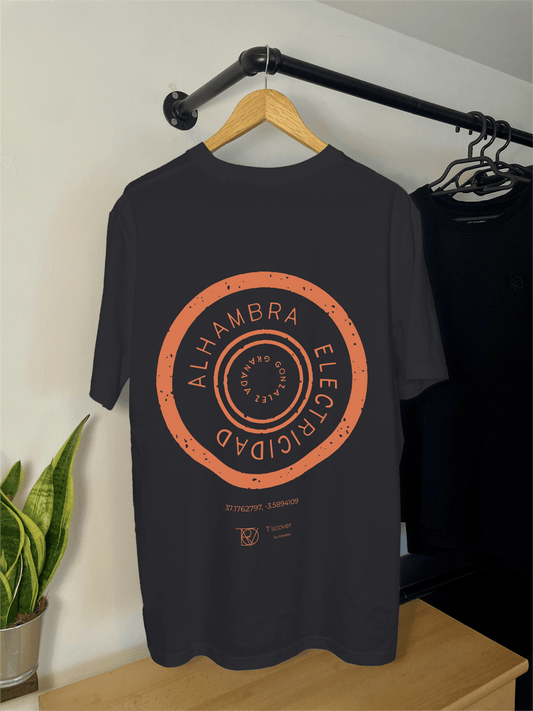 Granada Print Shirt Print shirts
Alhambra
Printshirts
T shirts
Kanaldeckel
Gullydeckel
Design 
Kanaldeckel print
Kanaldeckel design
Kanaldeckel printshirt
T shirt back print 
Back print
Discover 
Tscover 
Aufdruck
Stadt merch
Stadt
Tscover by create.studio
Tscover by create.
Manhole cover
Camiseta
Camiseta estempada
